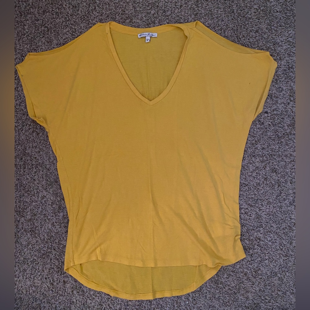 Express Cut-Out Shoulder Tank (Mustard Yellow) - Medium
